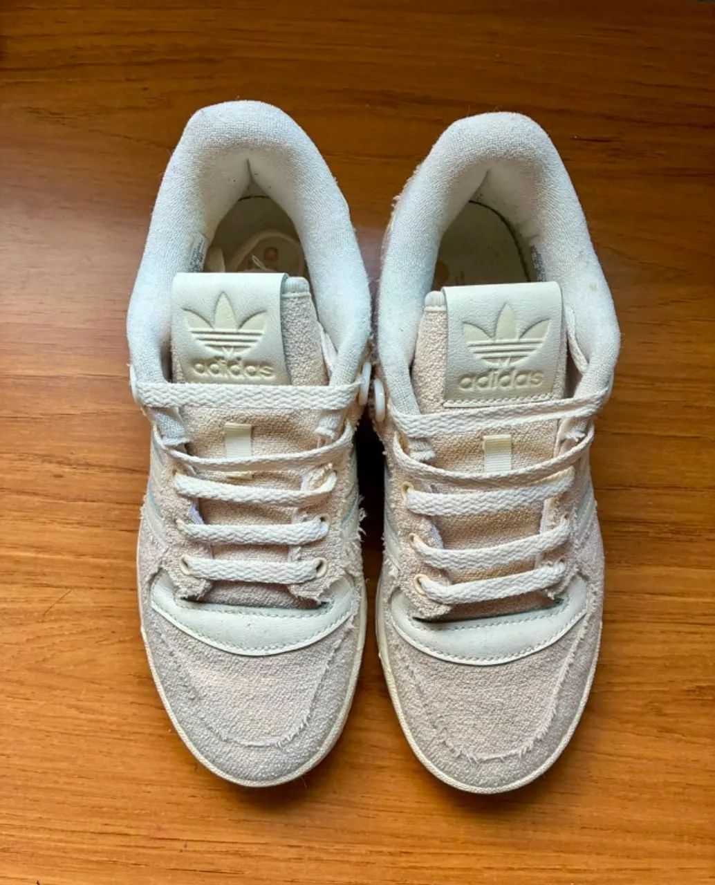 tênis adidas rivalry
