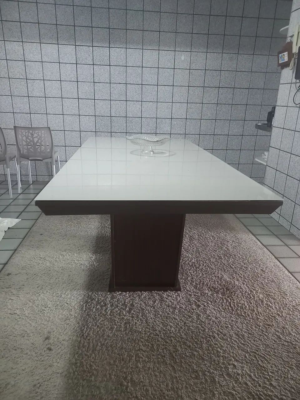 Vendo mesa de 6 lugares.