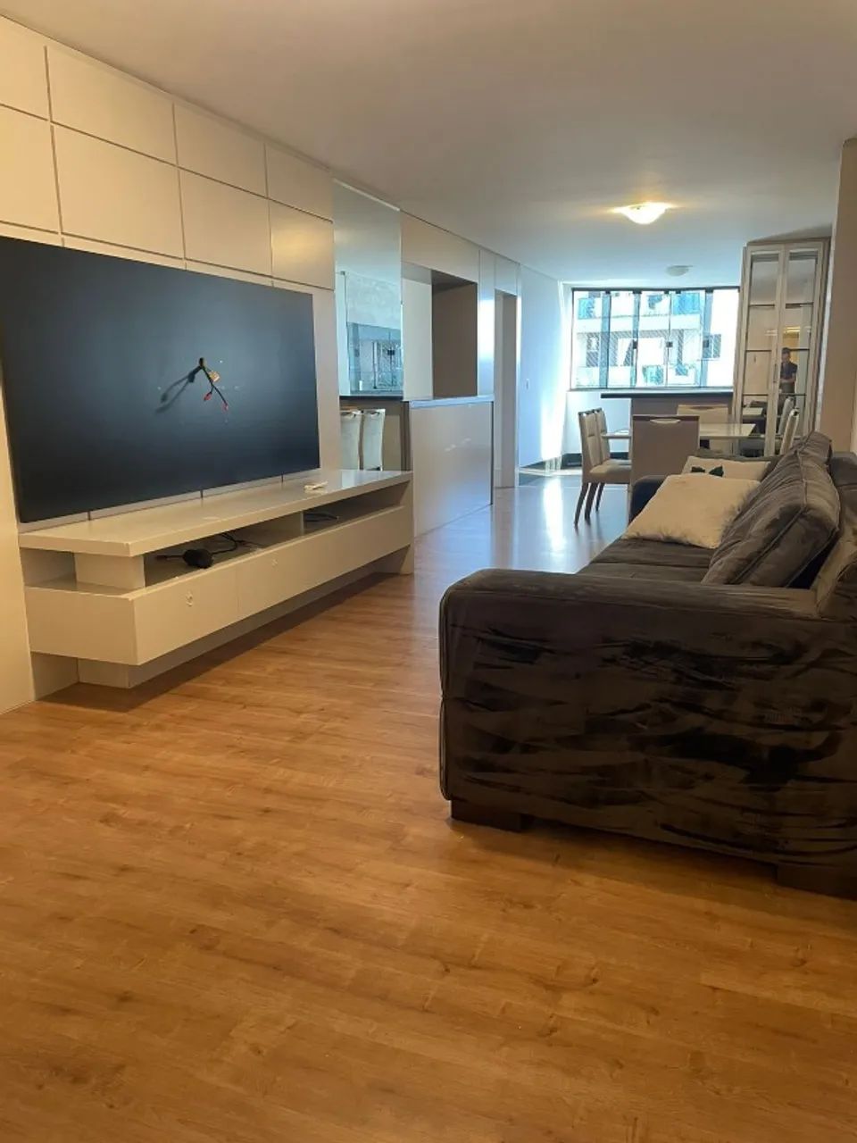 Apartamento para Locação, Edifício Viena, Foz do Iguaçu-PR.