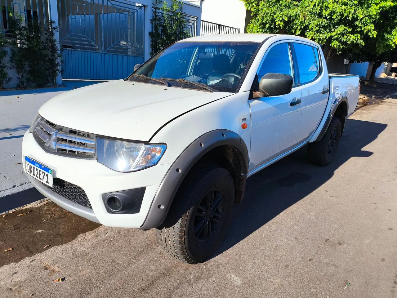 Mitsubishi L200 2015