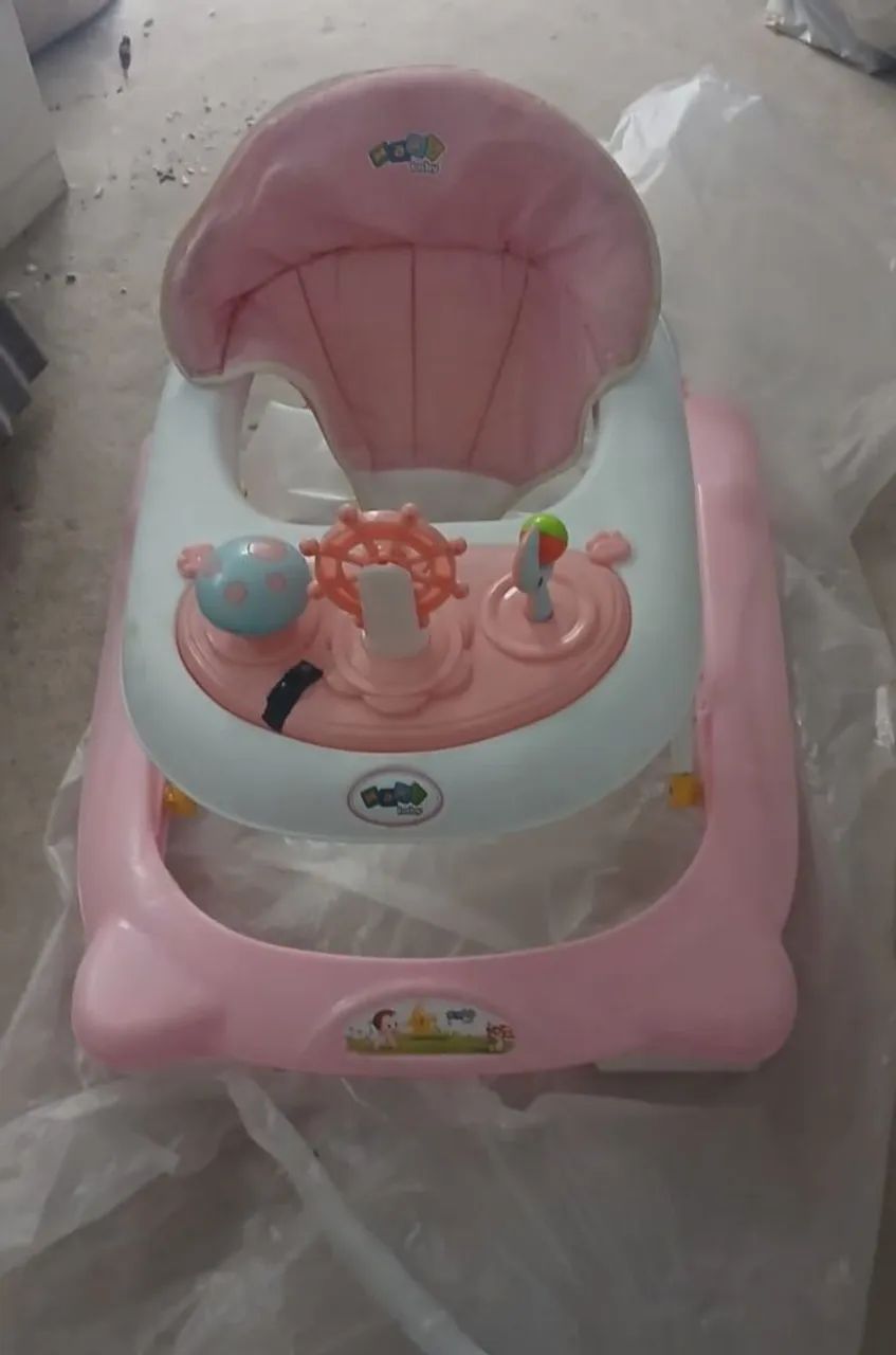 andador de bebê