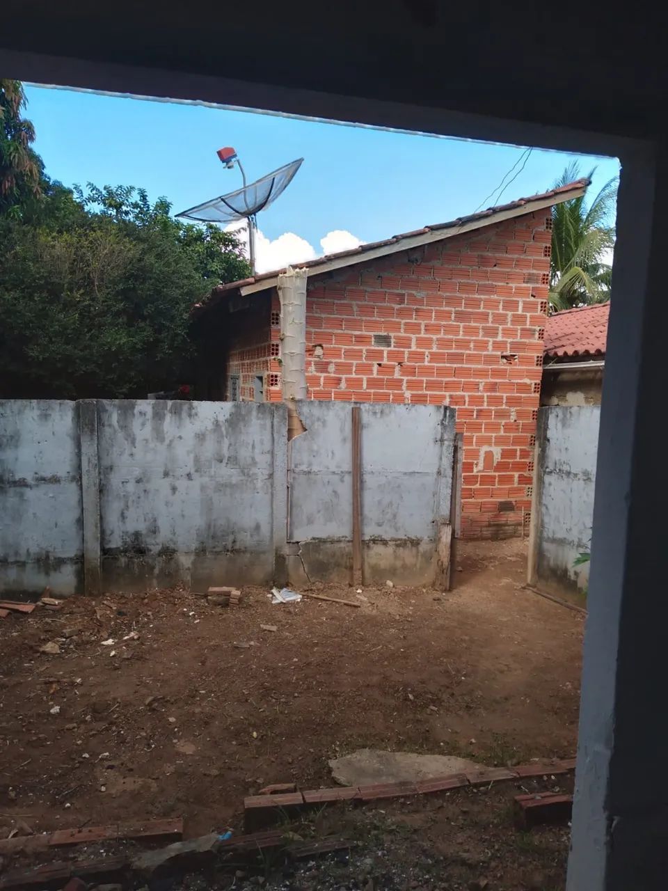 Vendo essa casa da frente e do fundo  - Foto 3