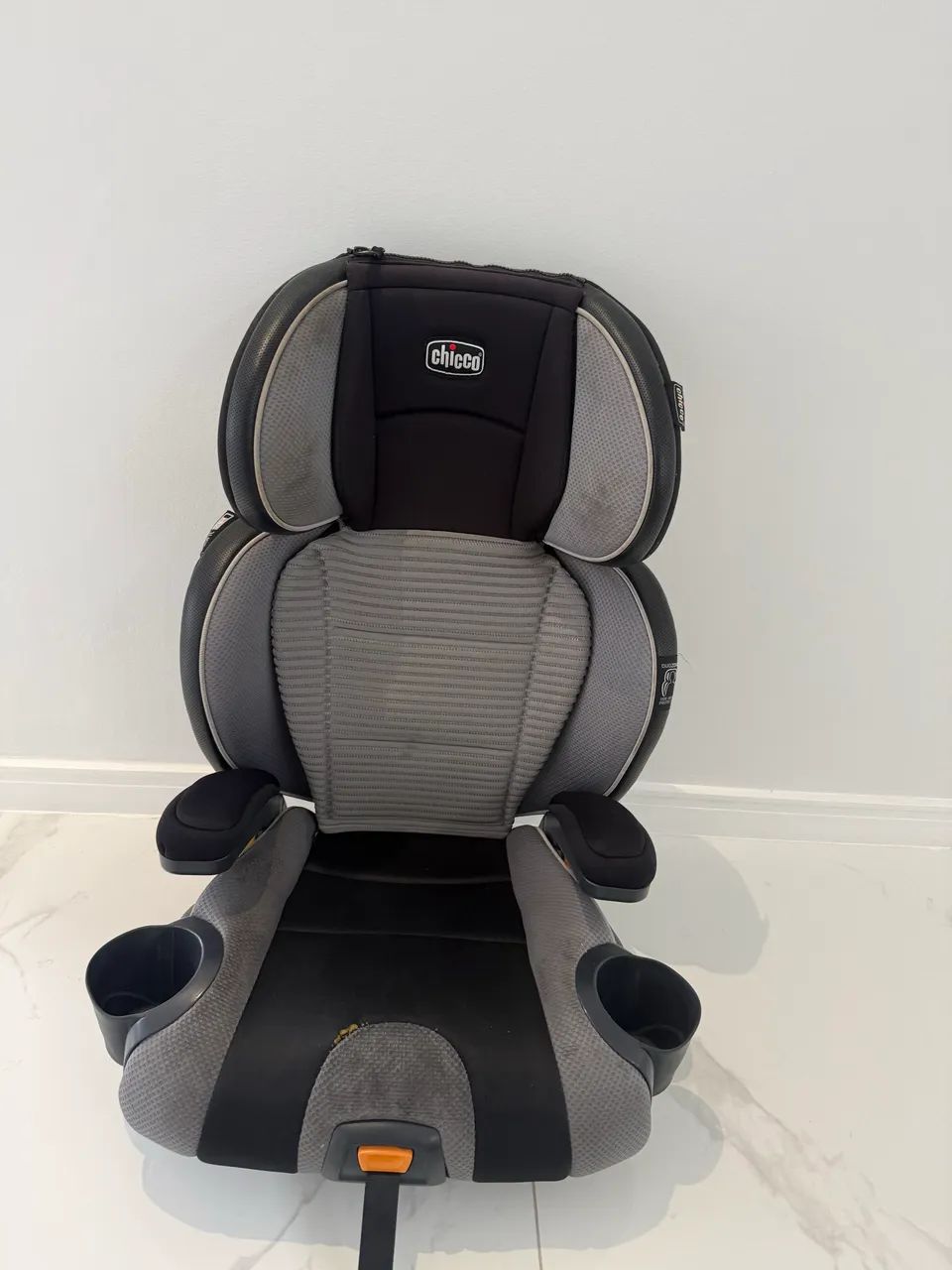 Assento automotivo Chicco