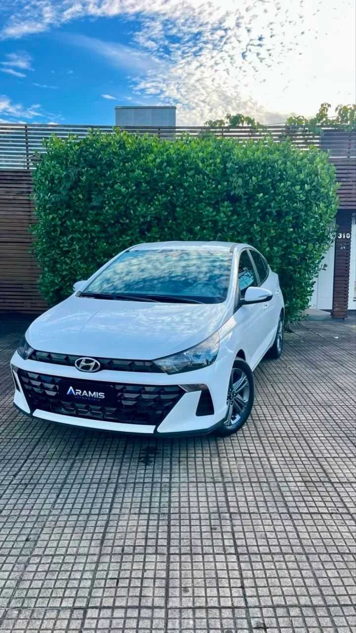 Hyundai HB20S Com. Plus Tech 1.0 TB Flex 12V AUT 2025