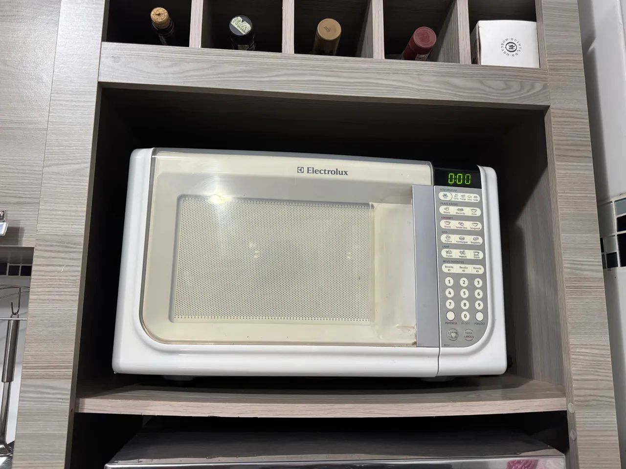 Microondas Electrolux 31LT CONSERVADO!