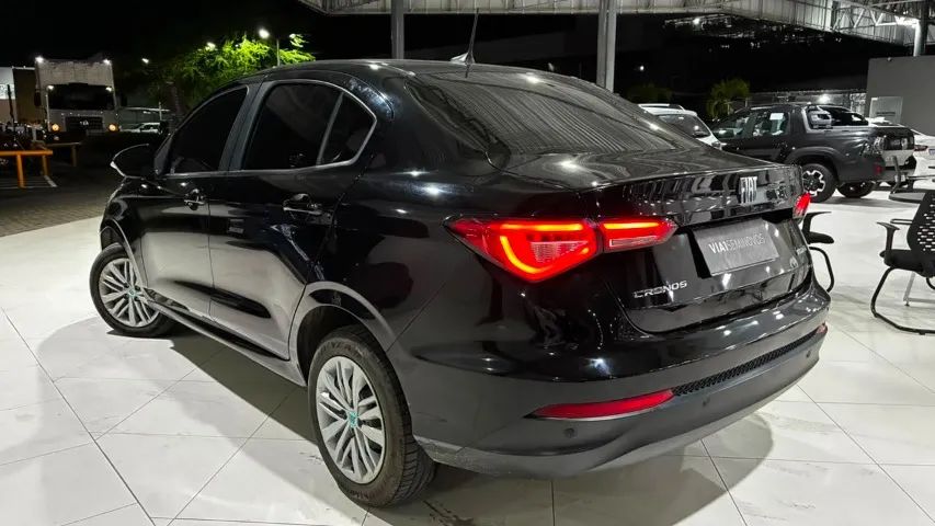 Fiat Cronos Drive 1.3 8V Flex Aut. 2024 - Foto 4