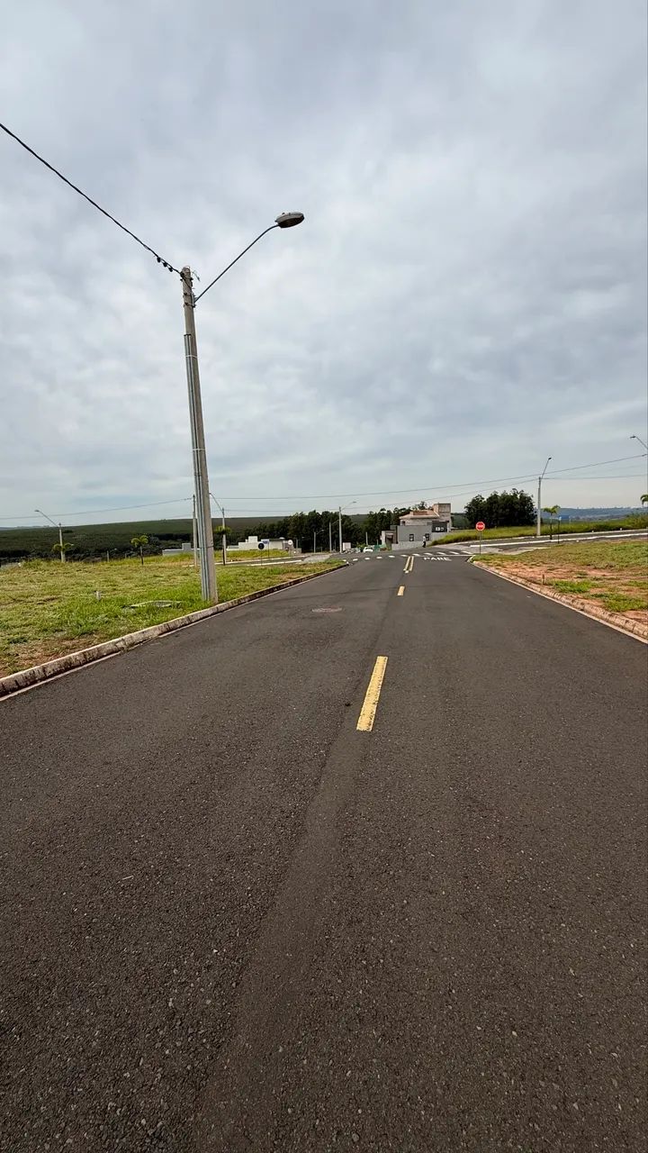 Villa de León 2 - lote plano de 300m2 - Estuda trocas  - Foto 2