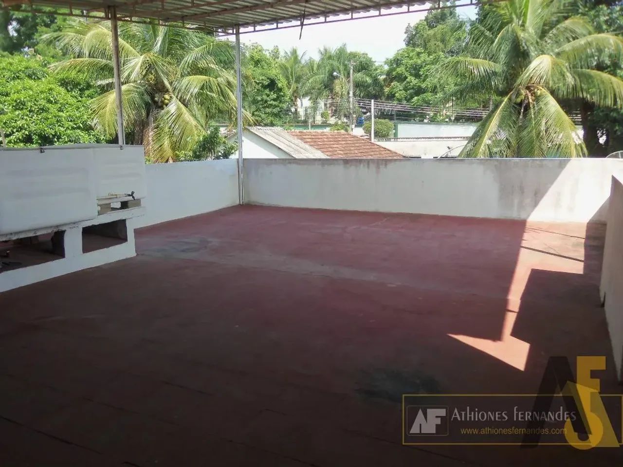 Tanque - excelente casa duplex com garagem para 6 carros. - Foto 5