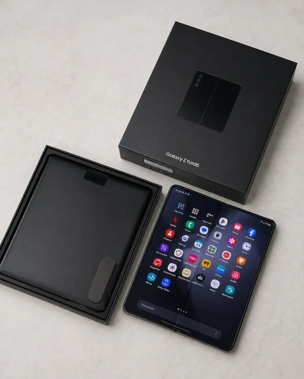 Samsung Galaxy Z Fold5 256GB Preto Completo | Novo - Excelente