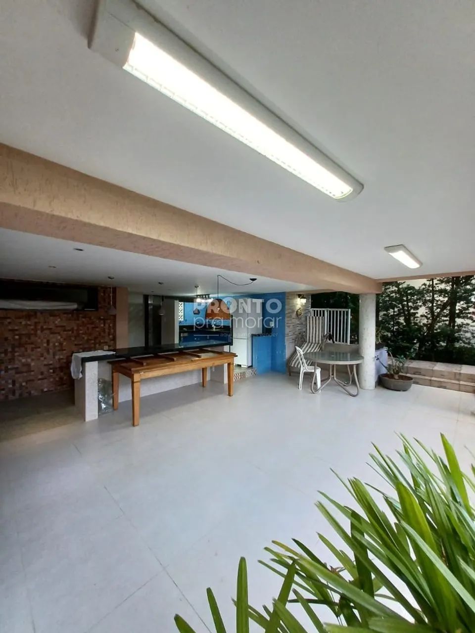 Casa de Condomínio com 5 quartos em Aldeia