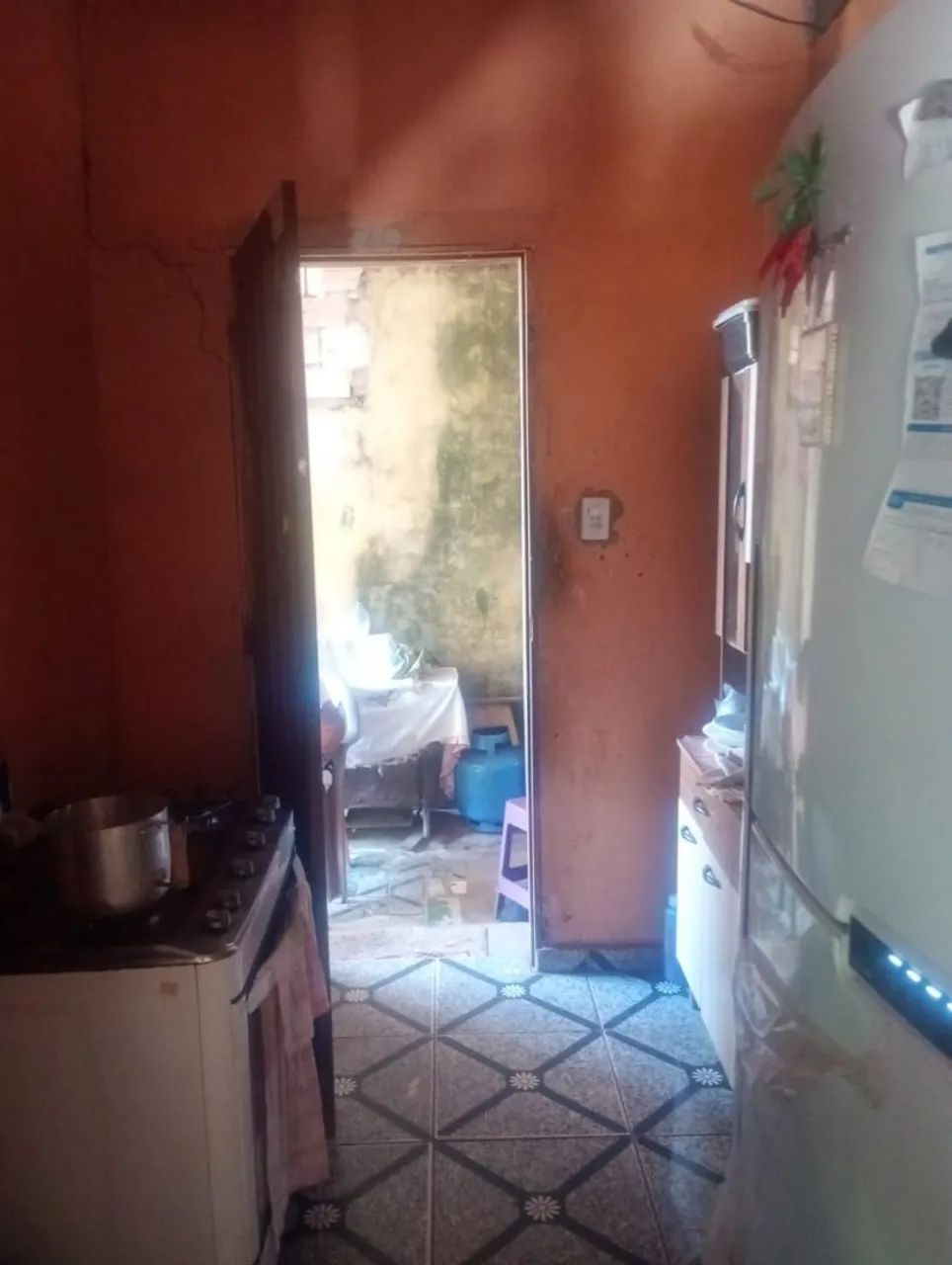 Vendo ou troco esta casa  - Foto 4