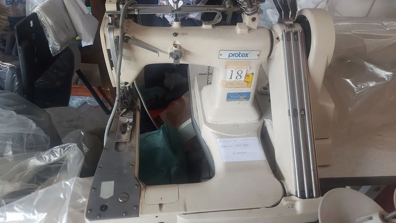 Maquina de Costura - Foto 5