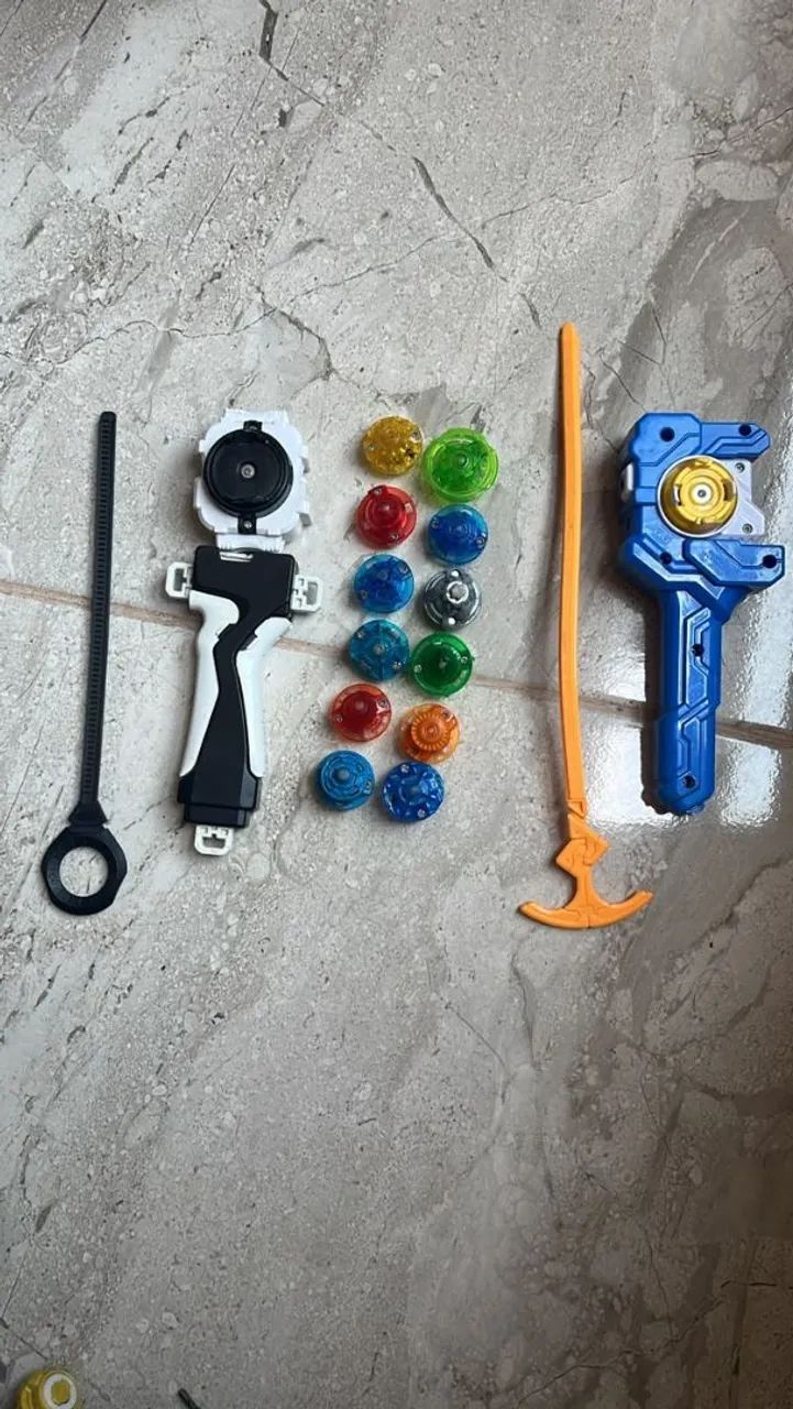 Beyblade - Foto 2