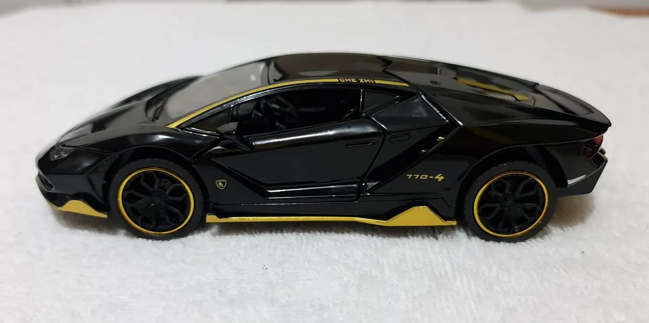 Carrinho miniatura Lamborguini Centenário LP770  - Foto 2