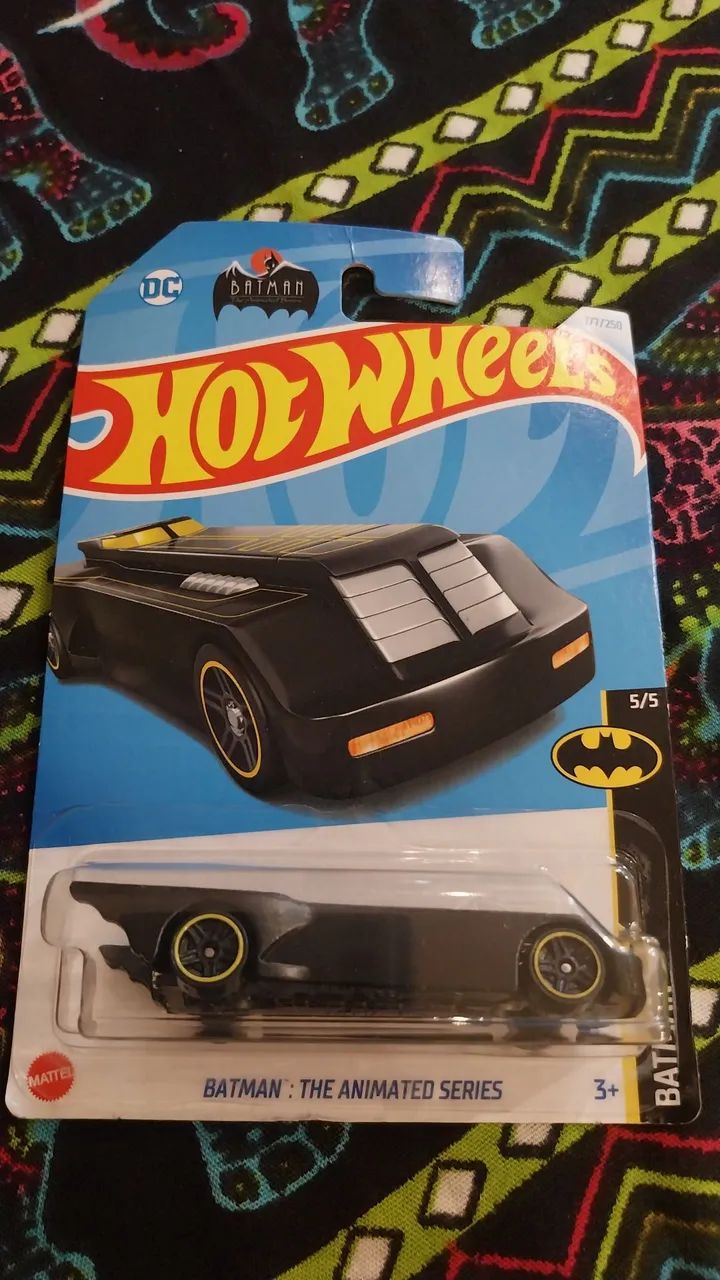 Carrinho hotweels Batmobile DC da Série Animada - Foto 3