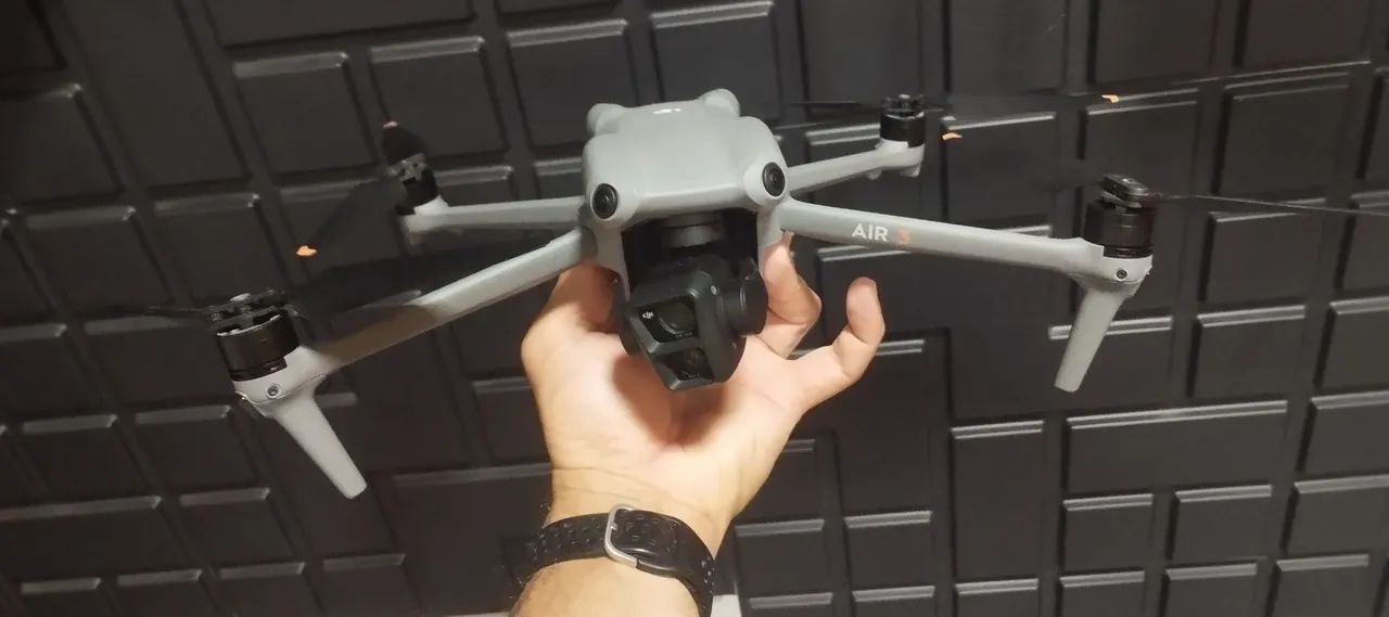 Drone DJI Air 3 | 2 Câmeras 48MP | 4K | Tele 3x | 1 Bateria - Foto 4