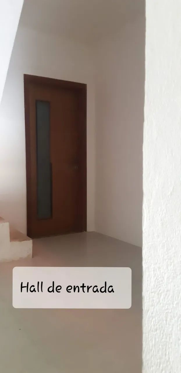 VENDO no Cabula Vi - Casa com 2/4 e varanda - Nascente - 1º andar - Foto 4