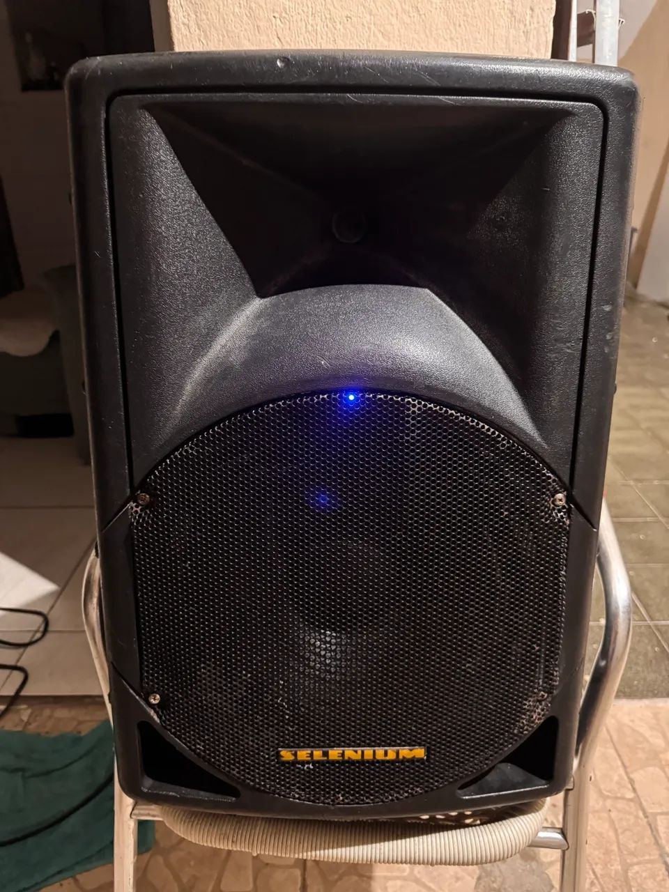Caixa ativa JBL Selenium 400rms - Foto 3