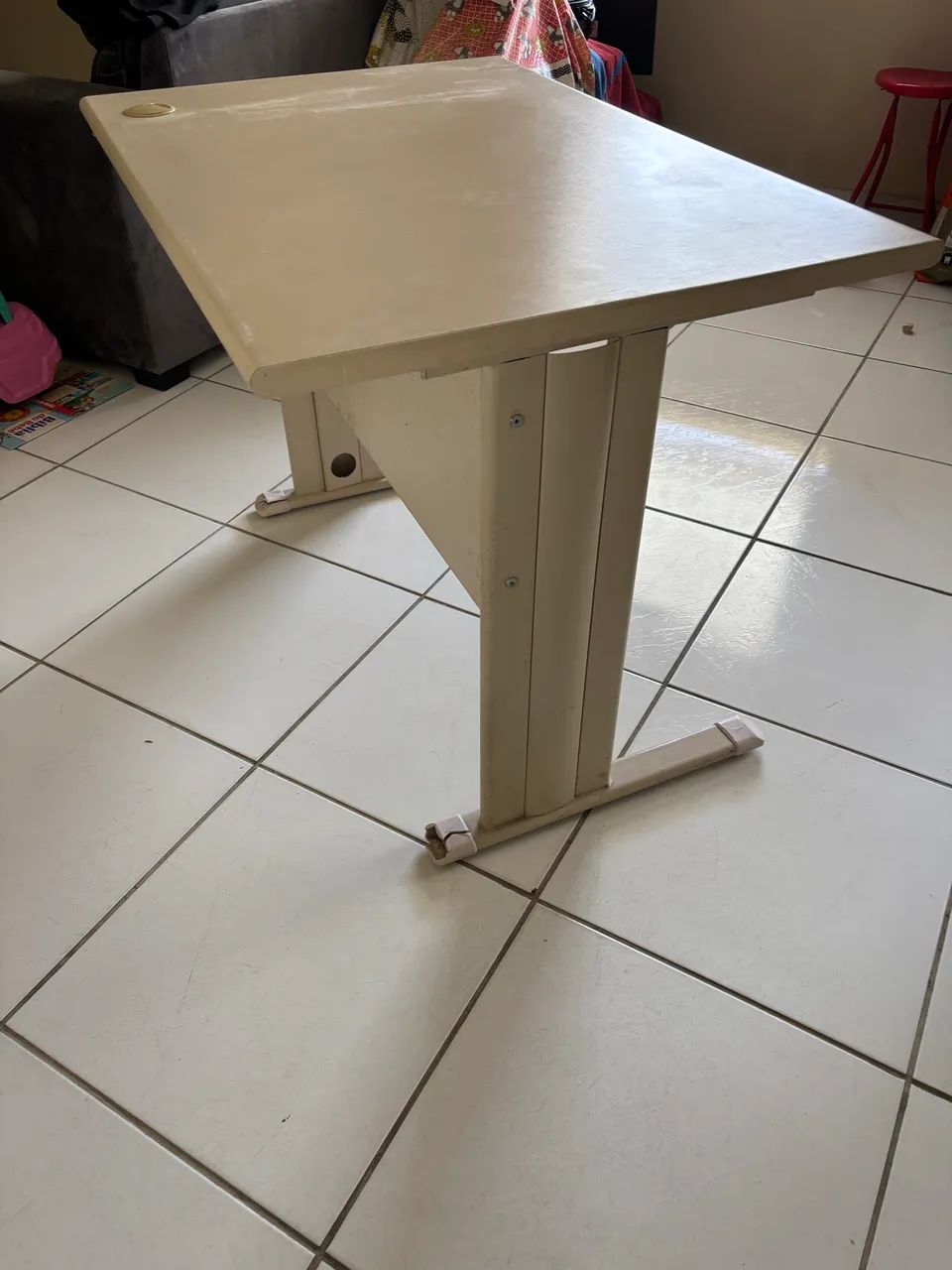 Mesa para computador (casa ou escritório )  - Foto 4