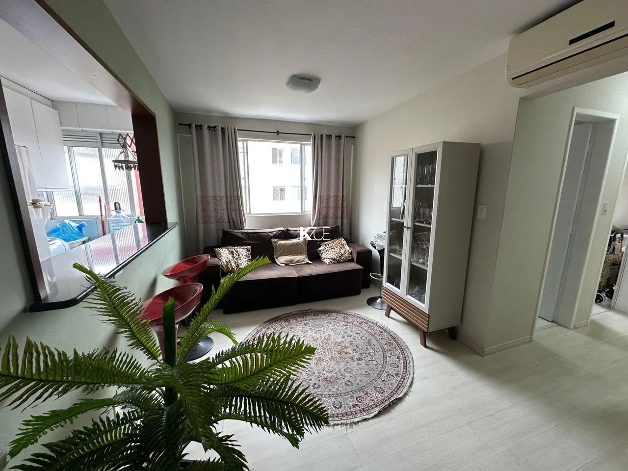 Apartamento de 3 Dormitórios Reformado