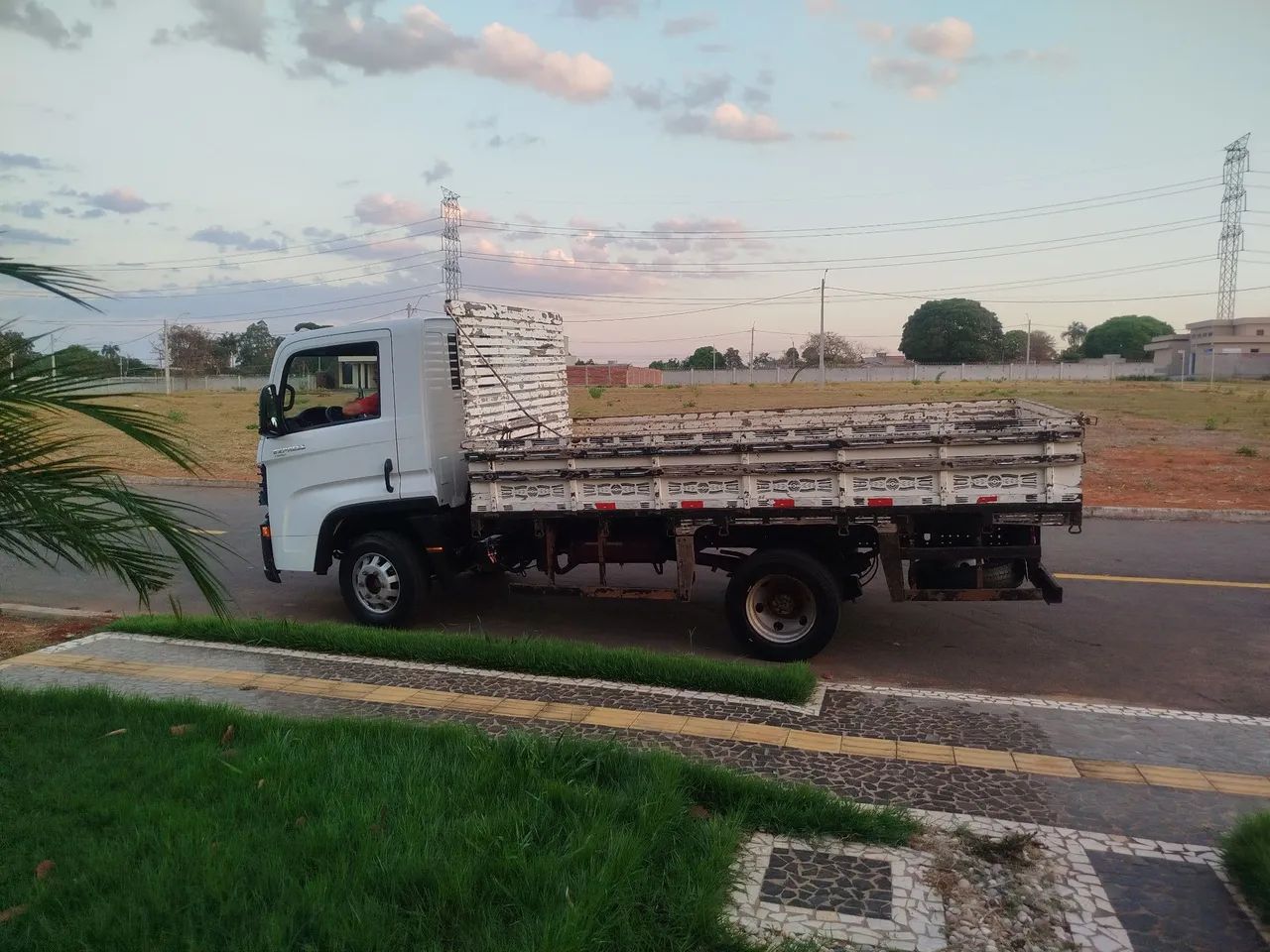 Delivery express 2018/2019 - Caminhões - Jardim Atlântico, Goiânia