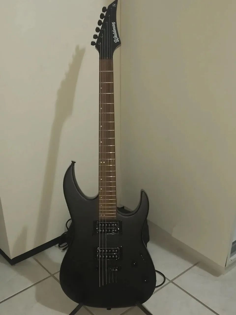 Guitarra waldman wst 180