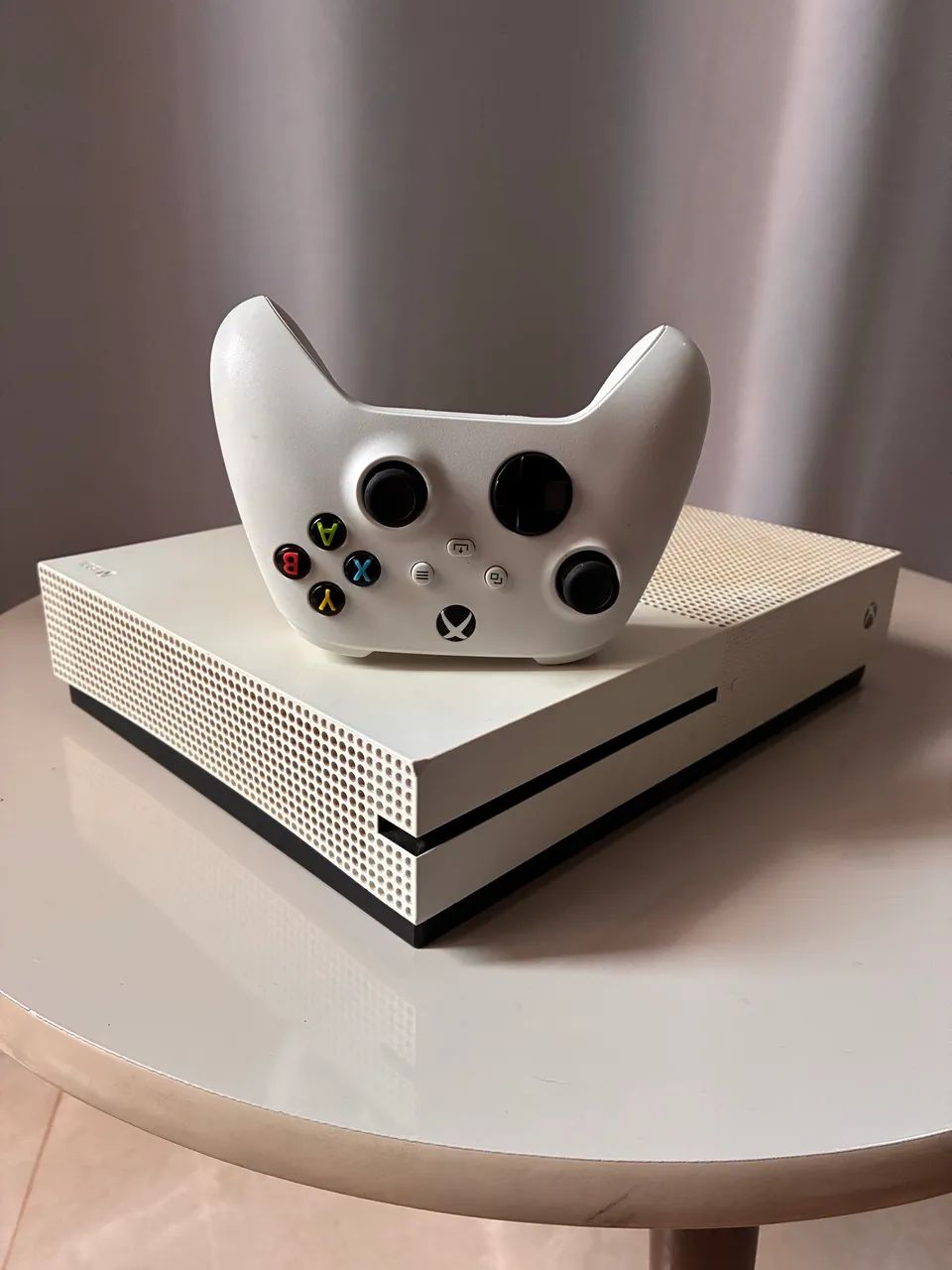 Xbox One S em ótimo estado!!! - Foto 2