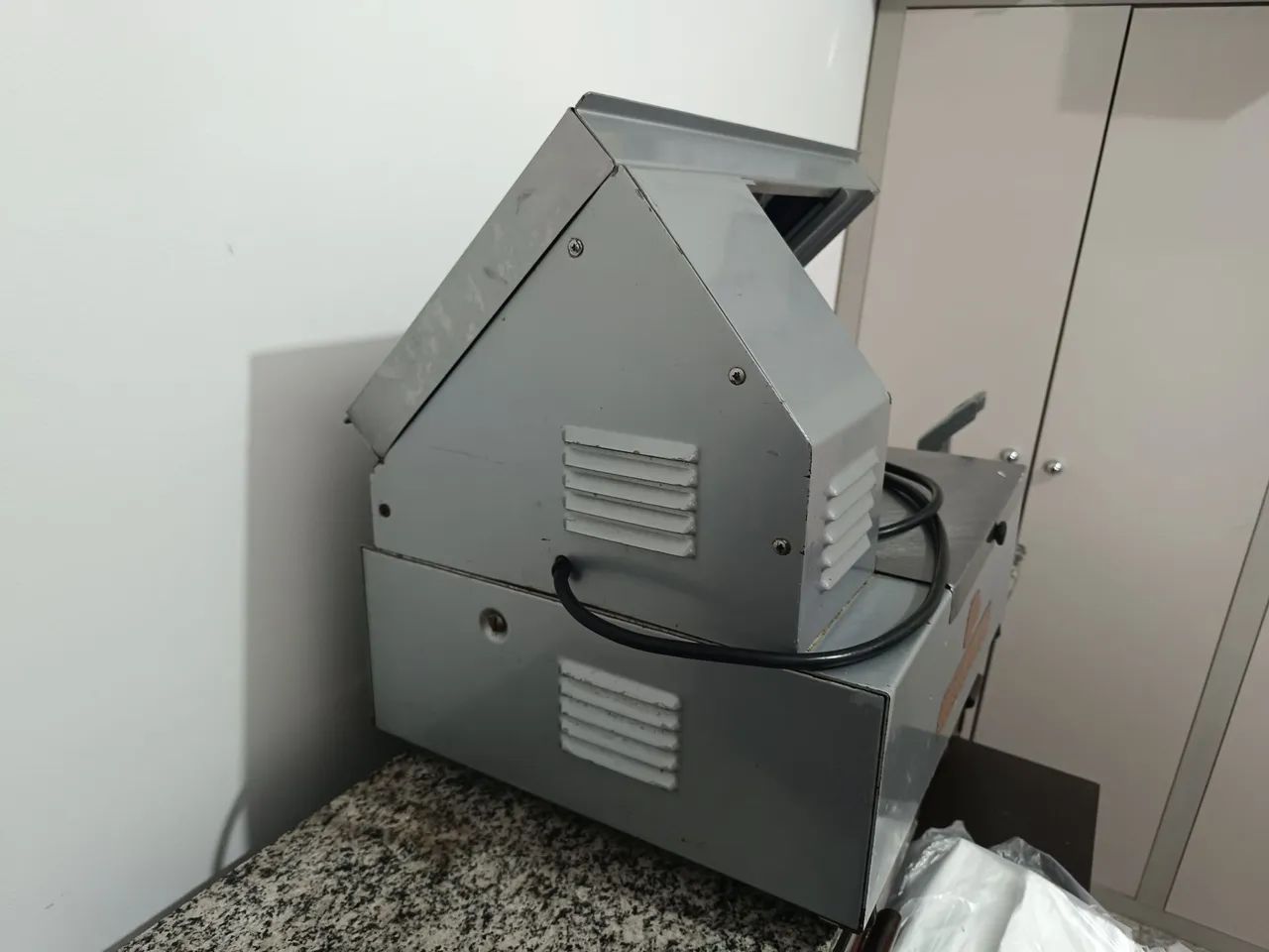 Fatiadora de frios Bermar  - Foto 4