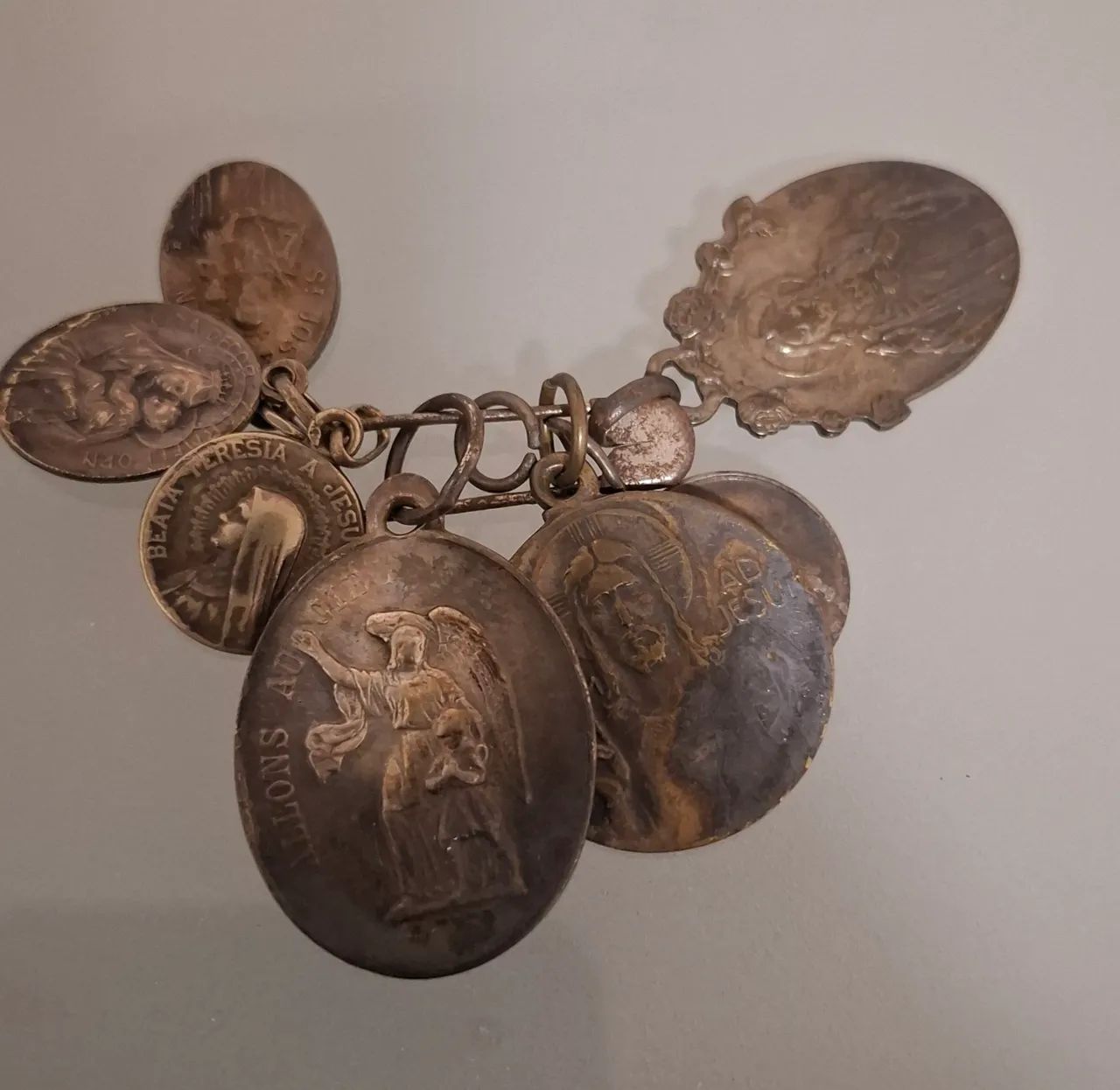 Medalhas religiosas antigas
