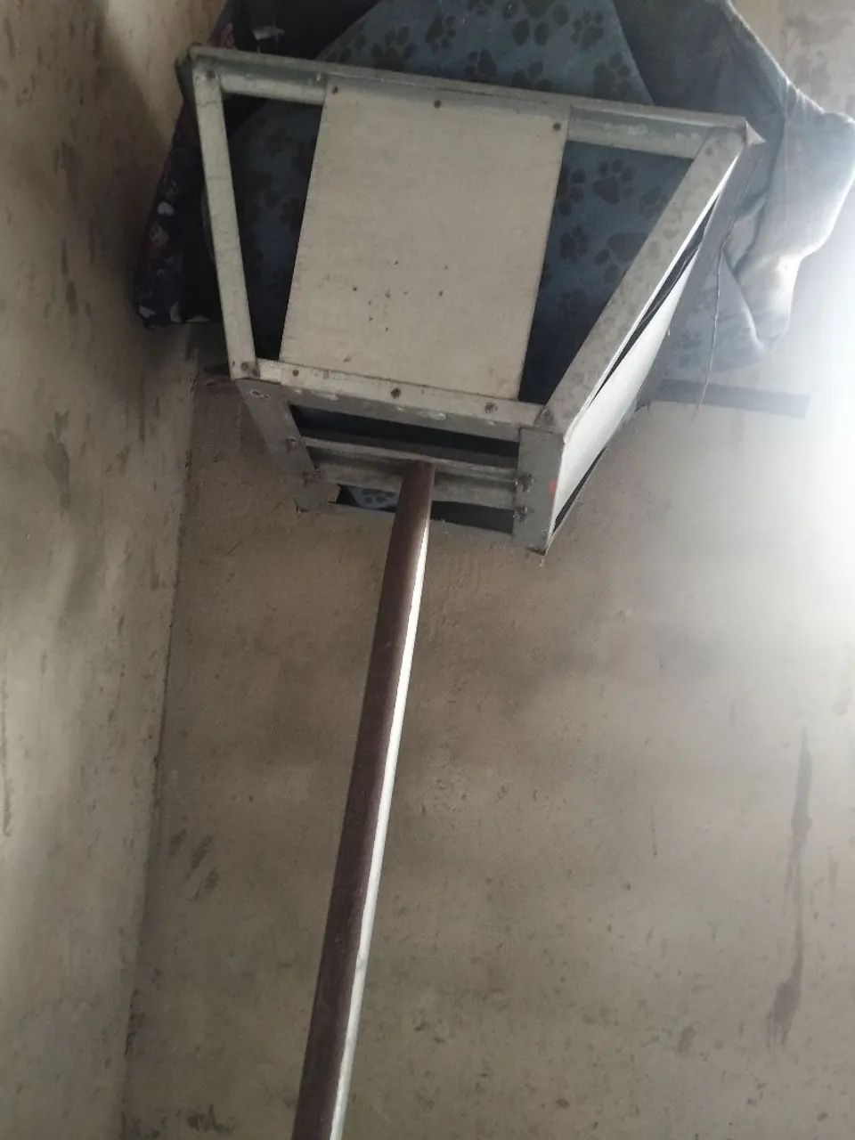 Vende-se uma uma lixeirinha  - Foto 2