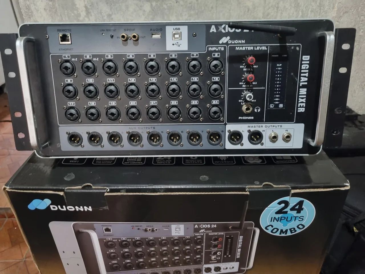 Mesa de som digital axios 24