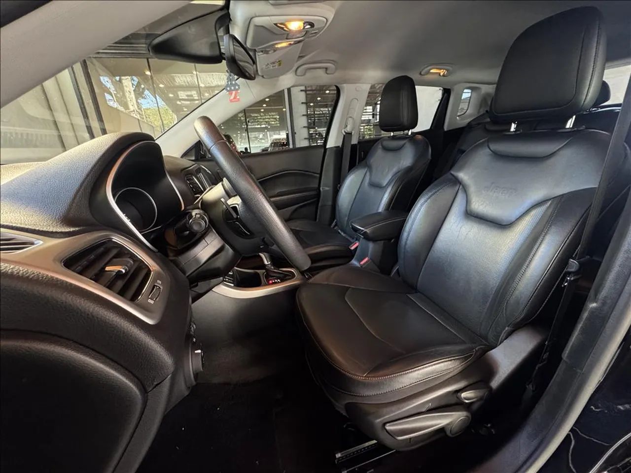 Jeep Compass Longitude 2.0 4X2 Flex 16V Aut. 2019 - Foto 4