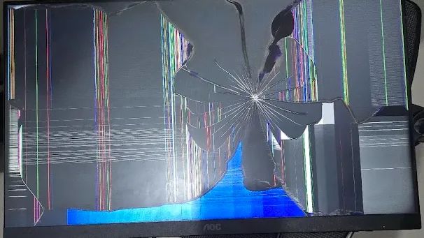 Monitor Gamer Aoc 24 180hz 0,5ms com Defeito - Foto 2