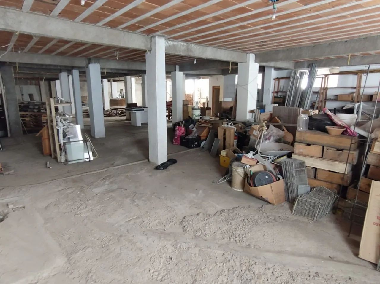 Prédio comercial com 03 pavimentos em ótima localização no Centro - Foto 5