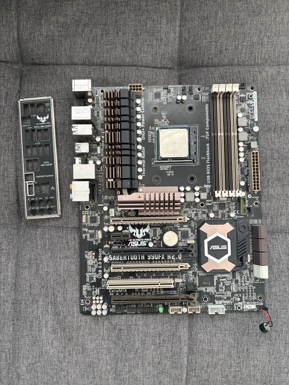Kit FX 8300 + Asus Sabertooth FX990