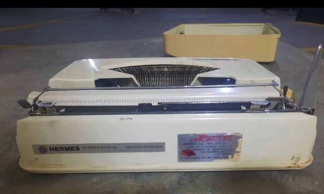 Maquina de escrever Hermes Baby Vintage  - Foto 3