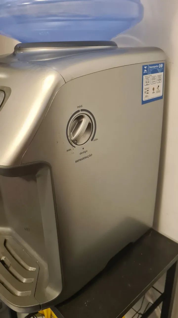 Gelagua Eletrolux estado de zero - Foto 4