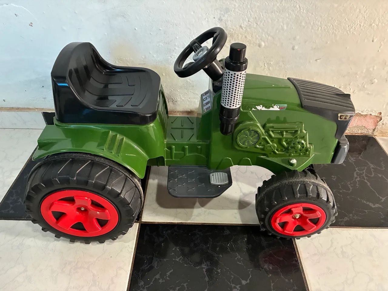 Trator elétrico infantil  - Foto 2