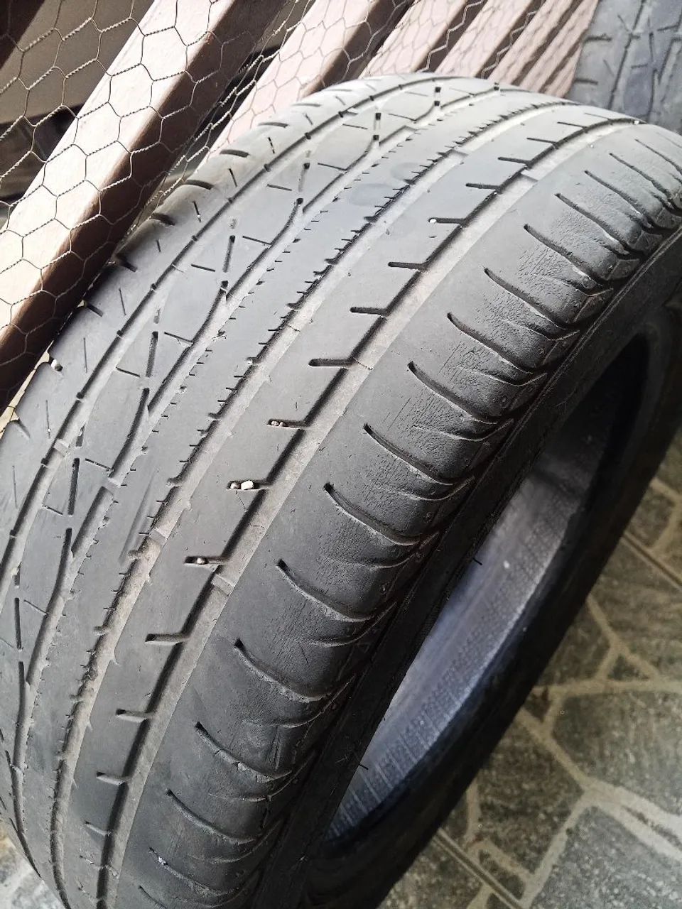 Pneu aro 16 - Foto 4