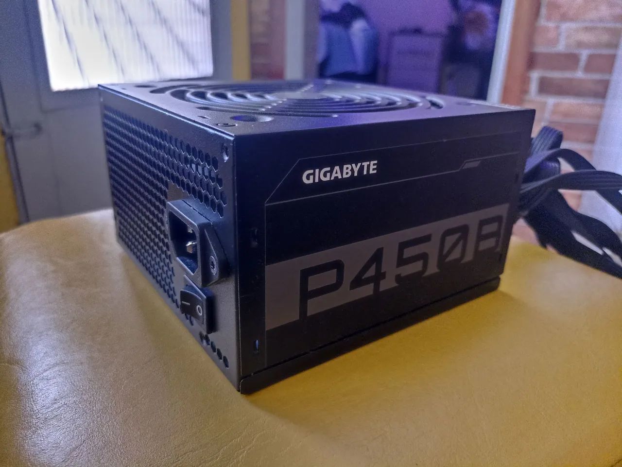 Fonte GIGABYTE 450w