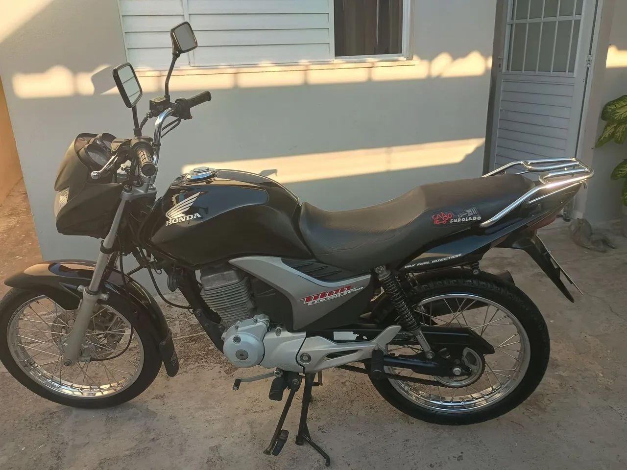 Titan 150  2012 
