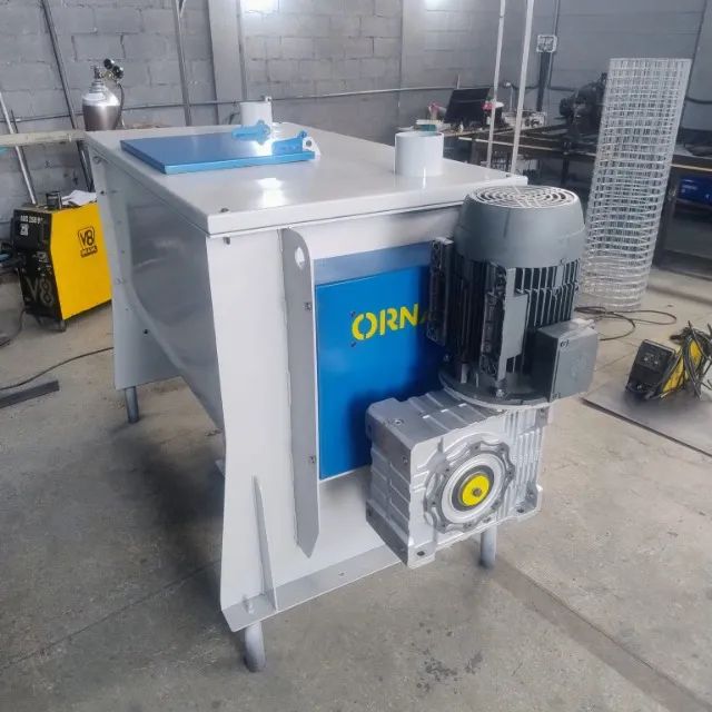 Misturador Horizontal para Ração - 500 kg e 1000 kg
