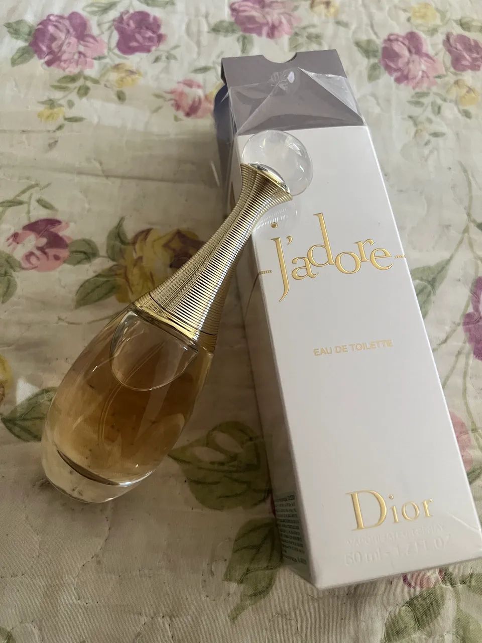 Perfume jadore com caixa 
