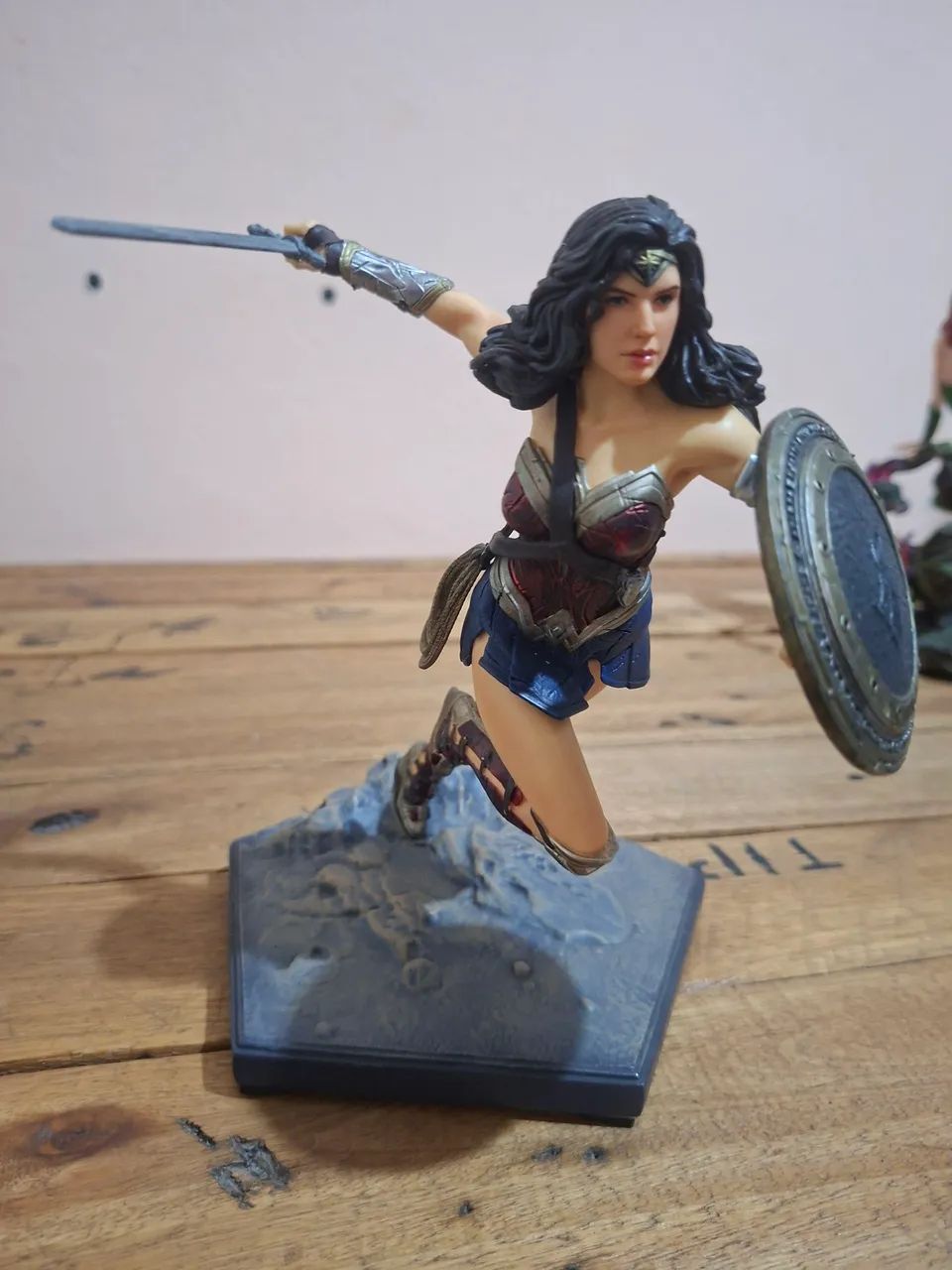 MULHER MARAVILHA Iron Studios  - Foto 2
