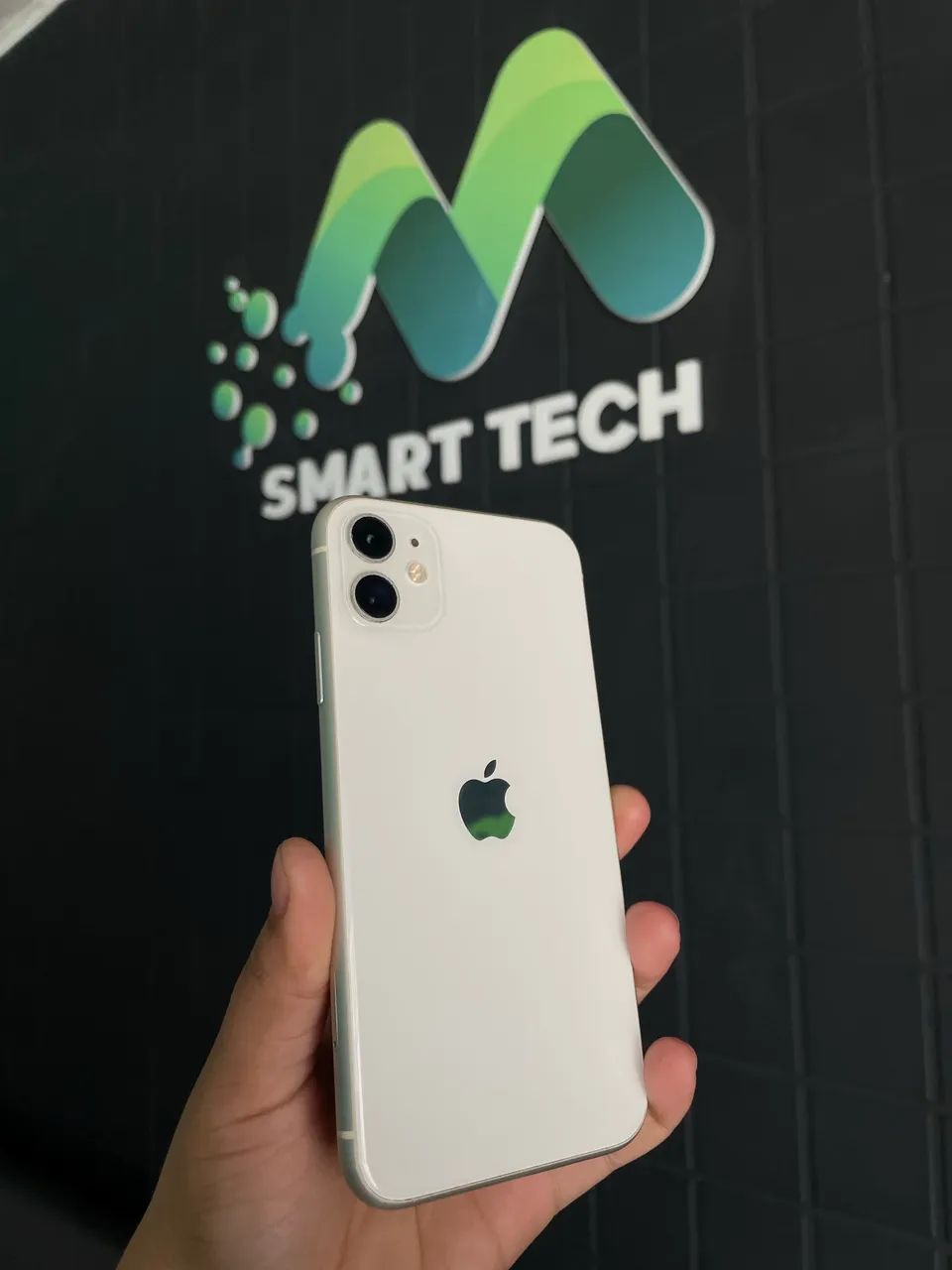 iPhone11 ホワイト iPhone 11 - 64g seminovo - Celulares e Smartphones - Cidade Nova