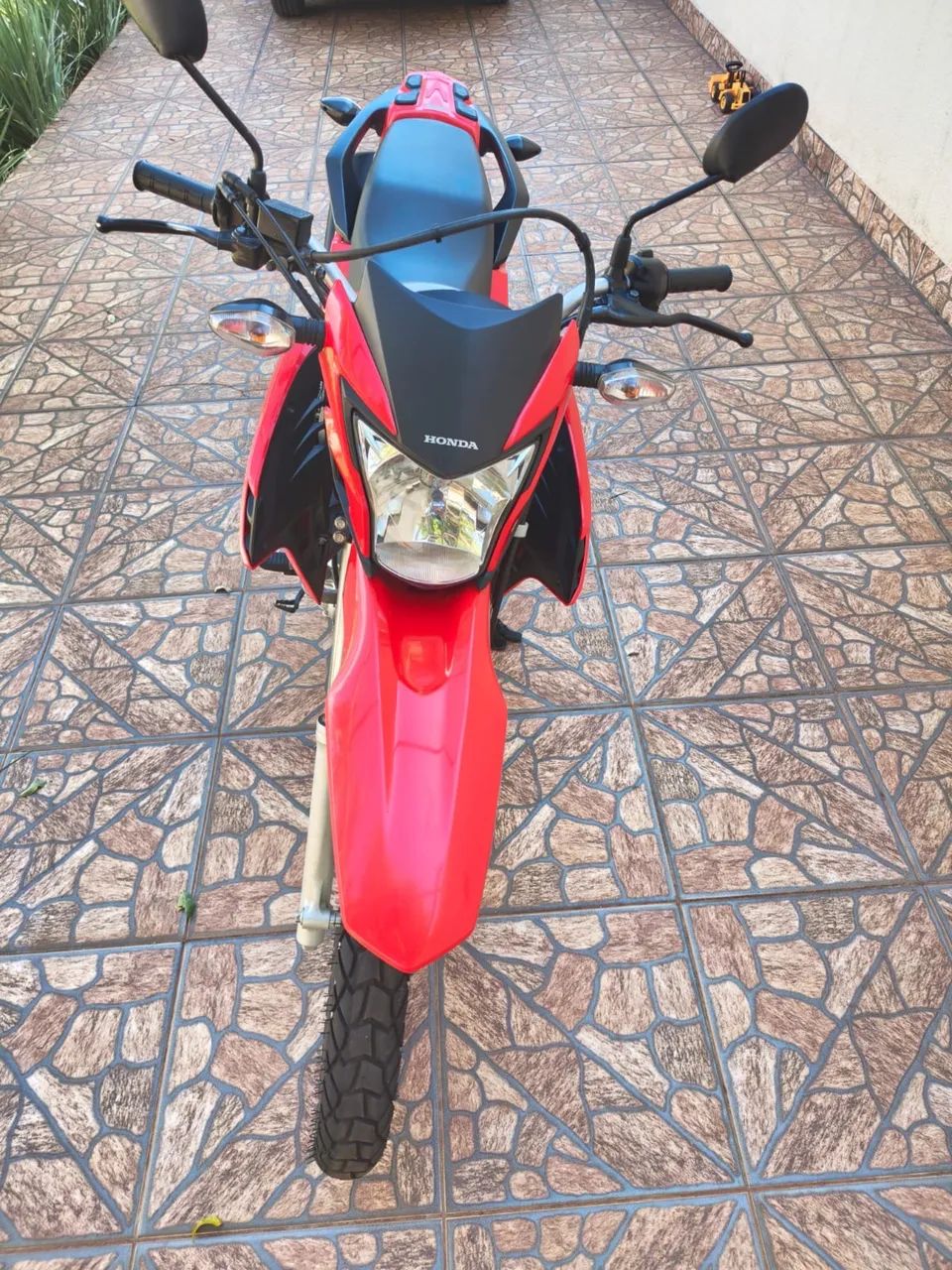 Bros 160 