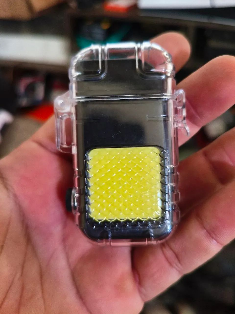 Isqueiro Elétrico de Plasma Impermeável USB com Lanterna LED
