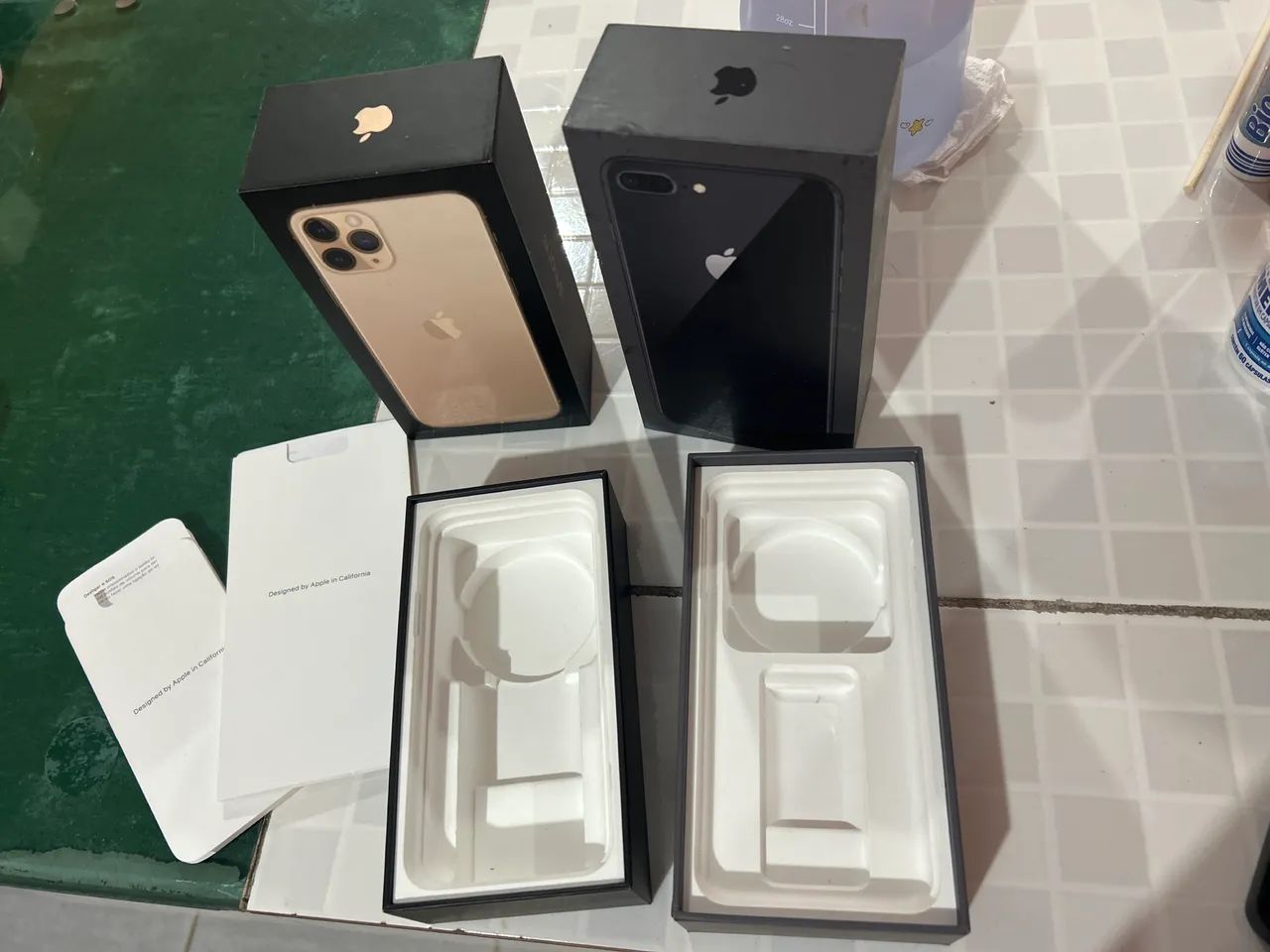 Kit com 2 caixas originais de iPhone (11 Pro + 8 Plus)! ? - Foto 4
