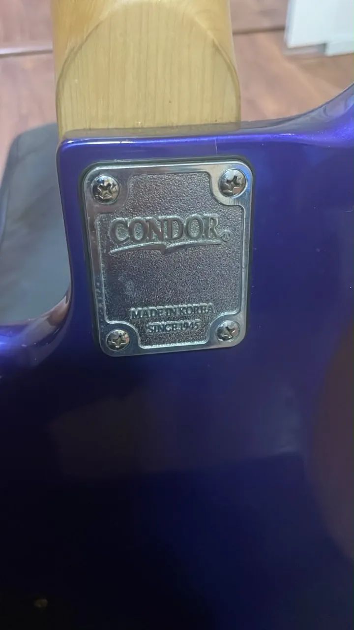 Contra-baixo elétrico Condor - Foto 3