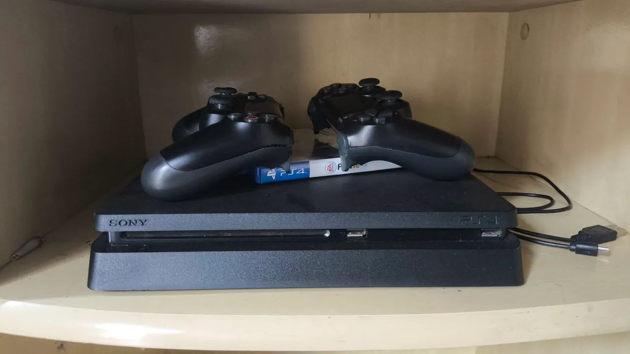 Ps4 slim 1T  - Foto 2